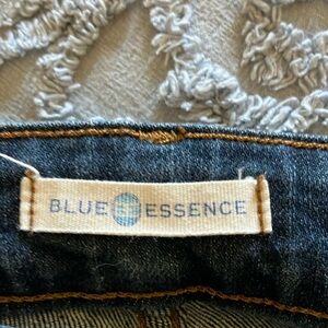 Blue essence 4